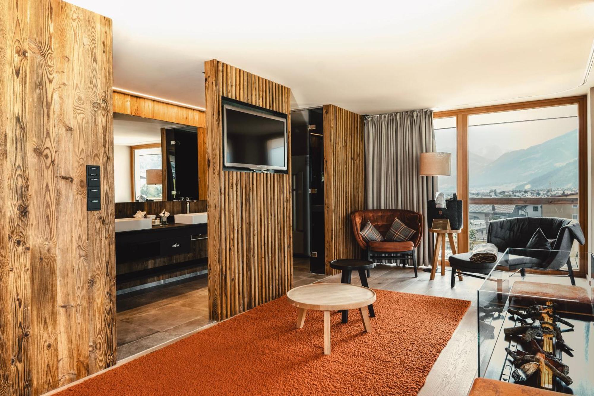Held Hotel Fuegen Exterior photo