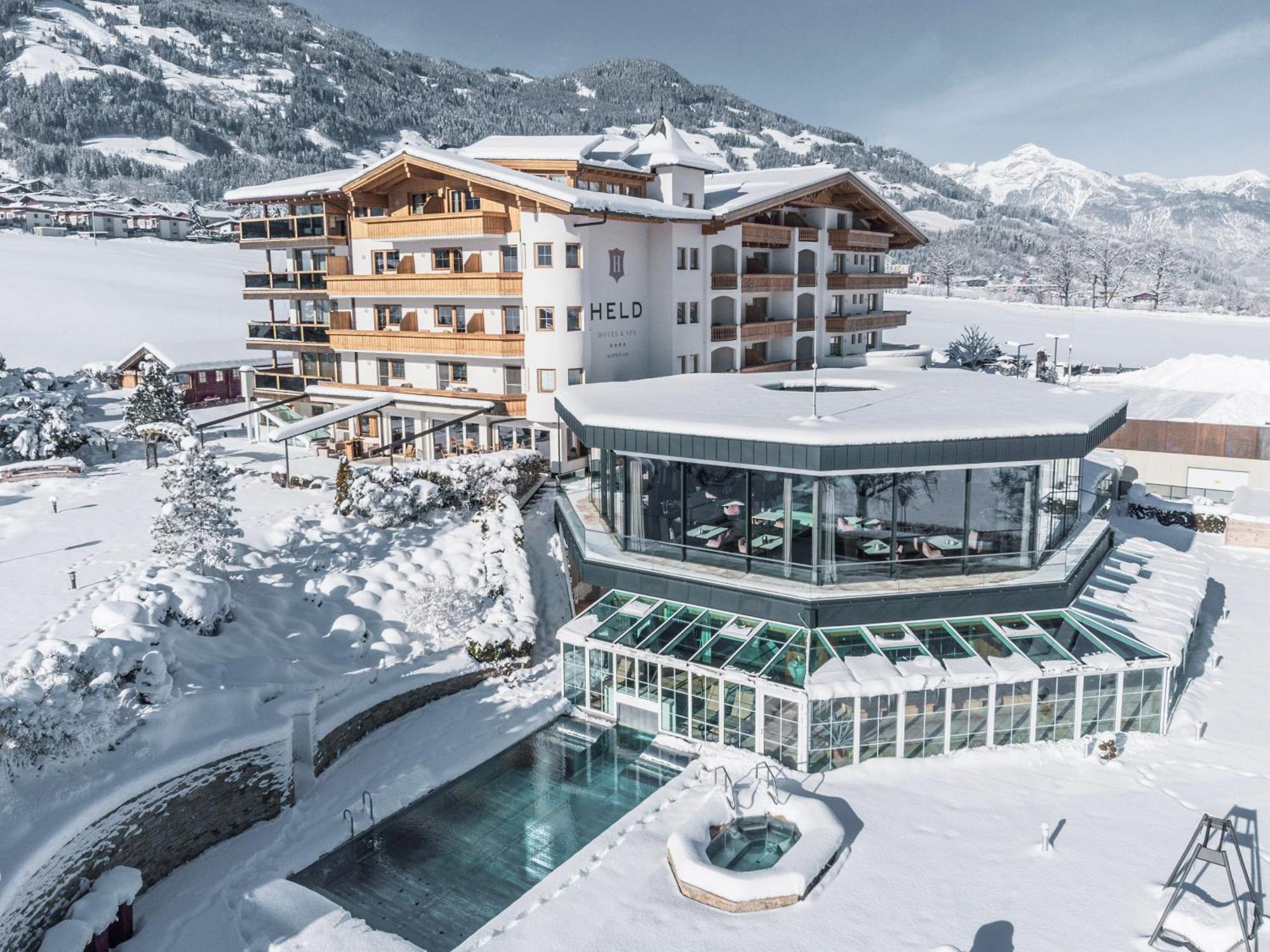 Held Hotel Fuegen Exterior photo